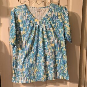 EXCELLENT CONDITION BonWorth Blue, Green and Yellow Short Sleeve Top